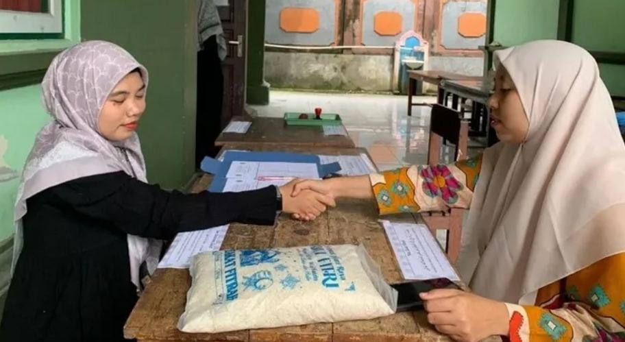 Pembayaran Zakat Fitrah MAN Karangasem: Edukasi Berbagi dan Kepedulian