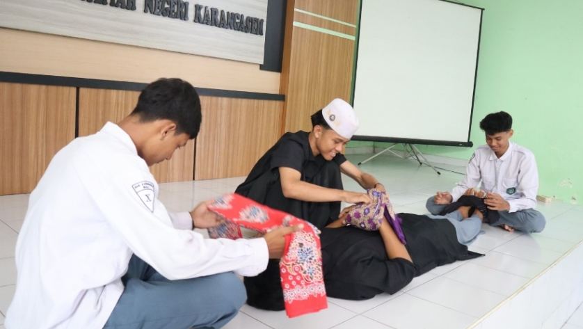 Tajhizul Mayit di Pondok Ramadan: Bekal Ilmu dan Kepedulian Sosial