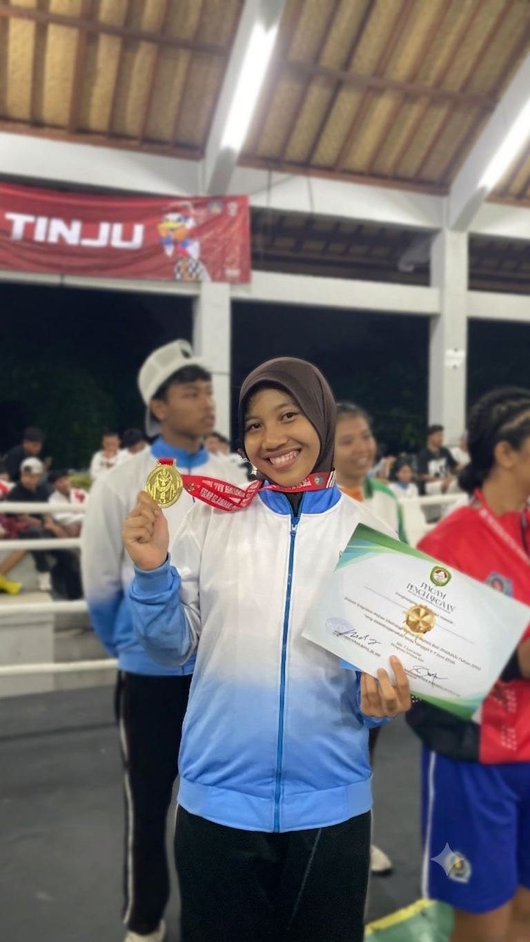 RATU RING PORJAR BALI 2026, SISWI MAN KARANGASEM BERHASIL RAIH MEDALI EMAS! Bukti Kerja Keras dan Disiplin, Berbuah Prestasi.
