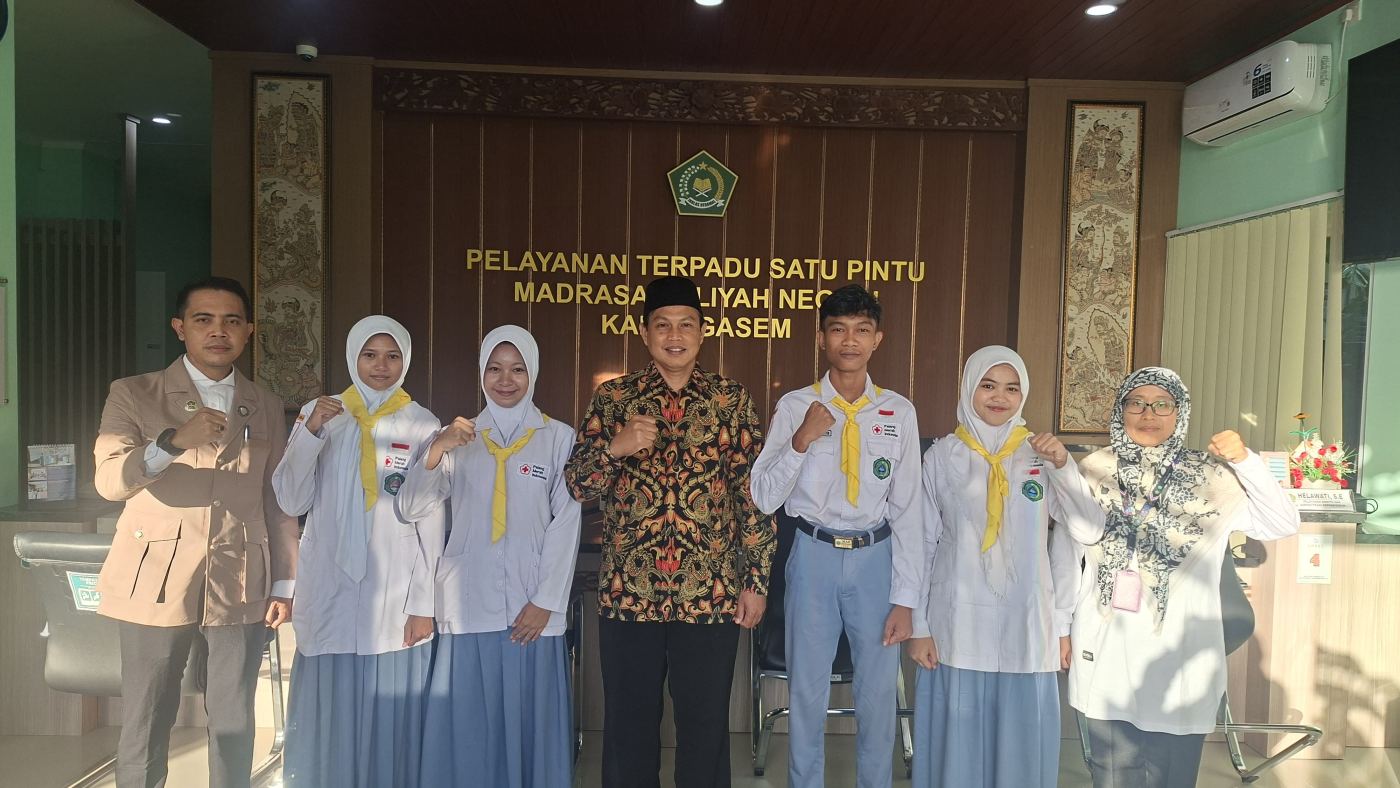 Kepala MAN Karangasem Bekali Anggota PMR WIRA Jelang Mengikuti Diklat Satuan Inti Tahun 2026